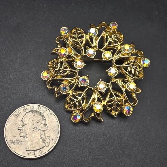 Aurora Borealis Rhinestone Flower Brooch Wreath Gold Tone Vintage Jewelry - Picture 7 of 7